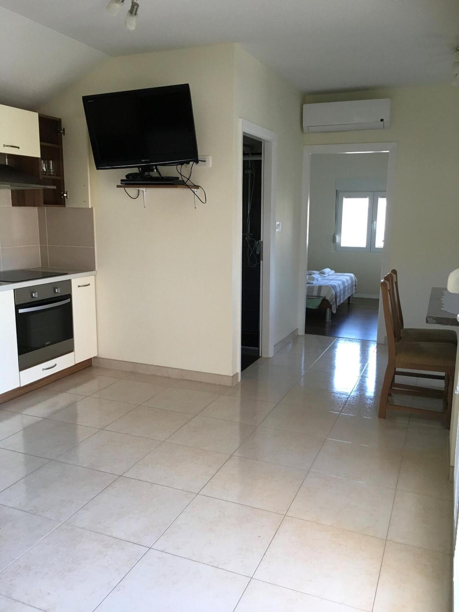 Apartments Lipovica Sukošan Екстериор снимка